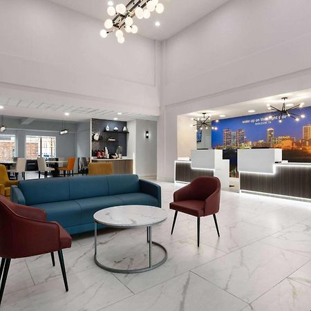 La Quinta Inn & Suites By Wyndham Ft Worth-Burleson Ngoại thất bức ảnh